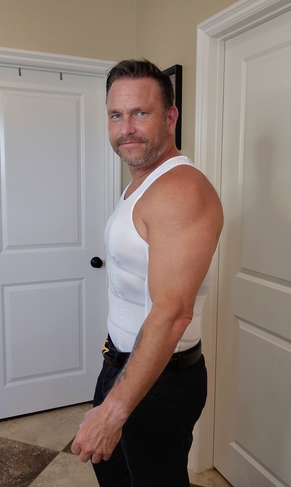 Mr Sculpt™ - Compression Undershirt 2.0 38 1